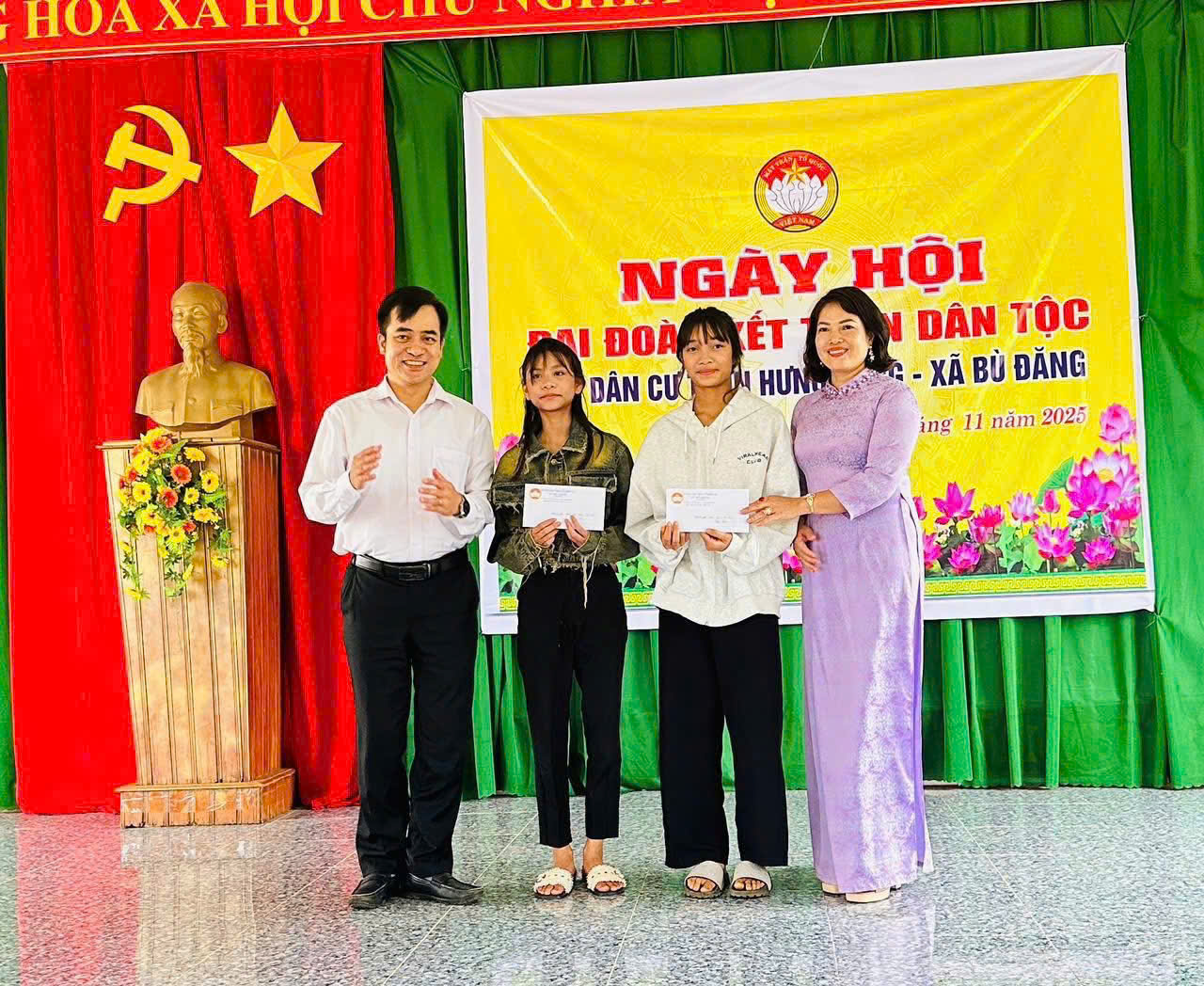 z7231416920616 f9f1c5bb9585c2af54e9441051b2ca00